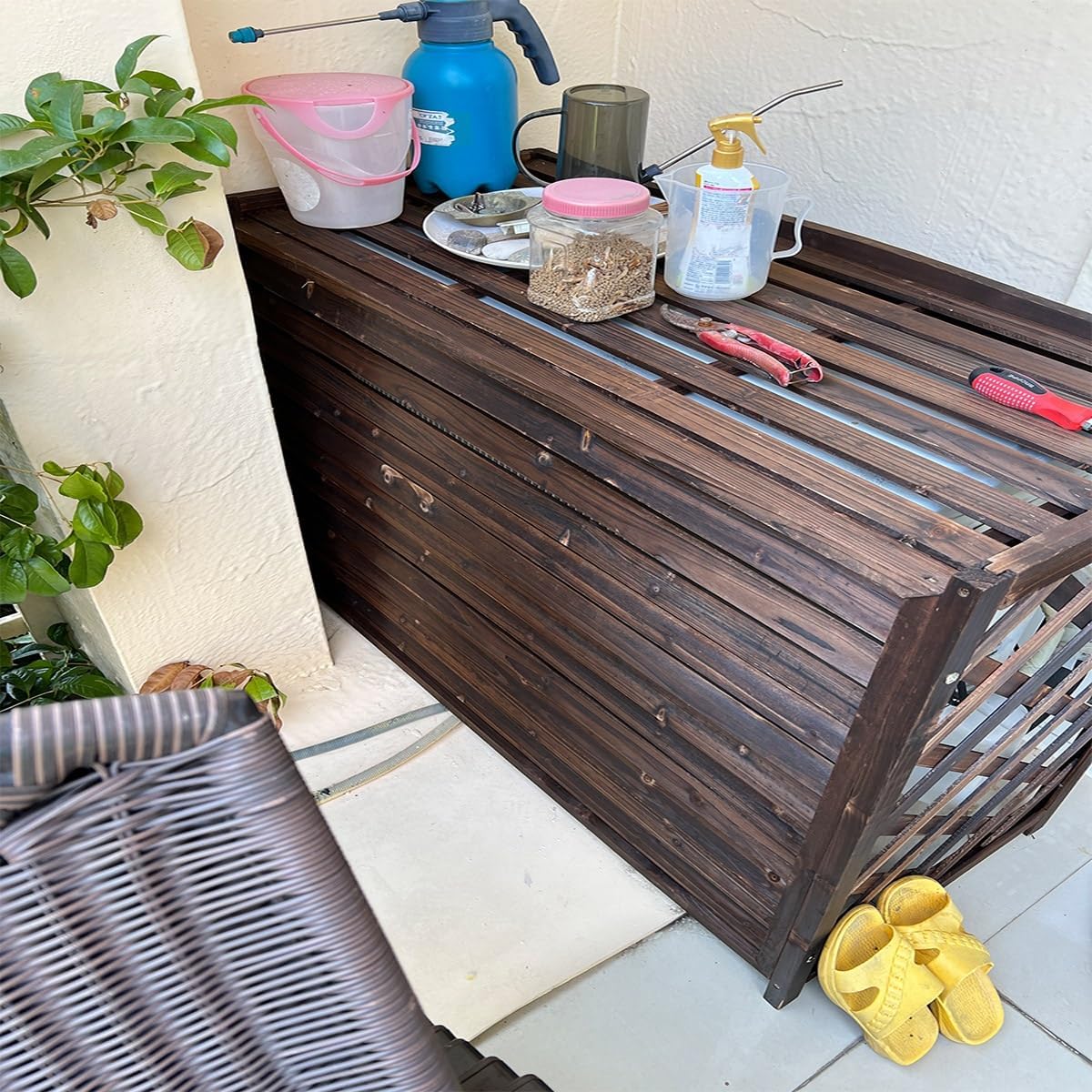  Housse En Bois Massif Pour Climatiseur Et Pompe à Chaleur – Protection Anti-corrosion Pour Unité Extérieure – Cachette élégante Pour Climatisation Et étagère De Rangement De Plantes (85 X 35 X 75 Cm)
