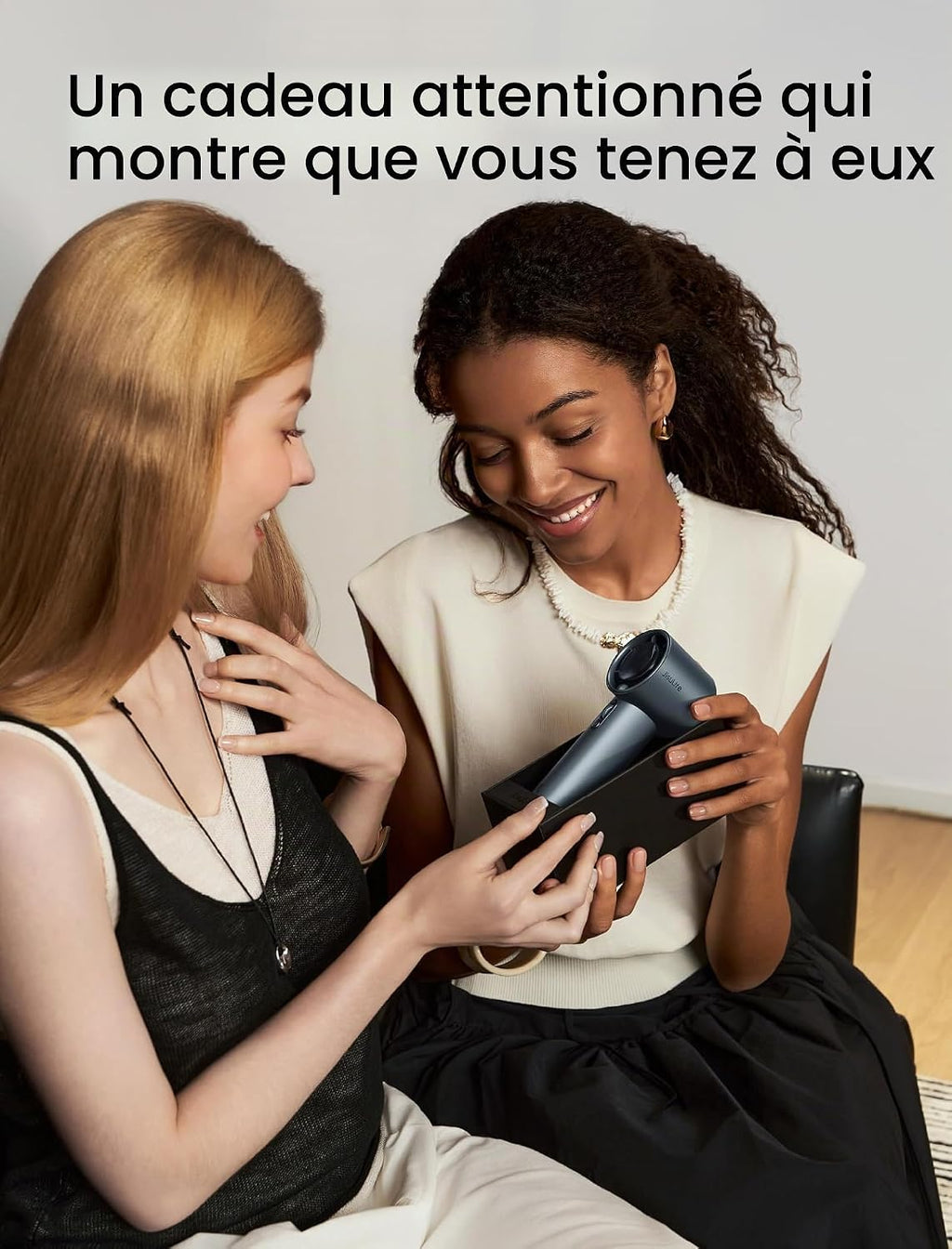  JISULIFE Ventilateur Portable à Main,Mini Ventilateur Turbo Réglable En Vitesse(de 1 à 100),Batterie De 5000mAh Avec Corps En Métal,Affichage Numérique,pour Femmes Hommes Voyage/Extérieur-Gris